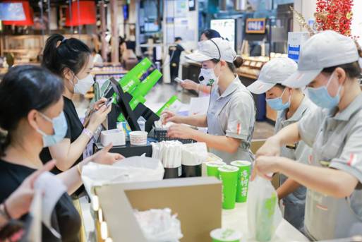 上海❝桂桂茶奶茶❞迅速走红，500家分店期待您的加入