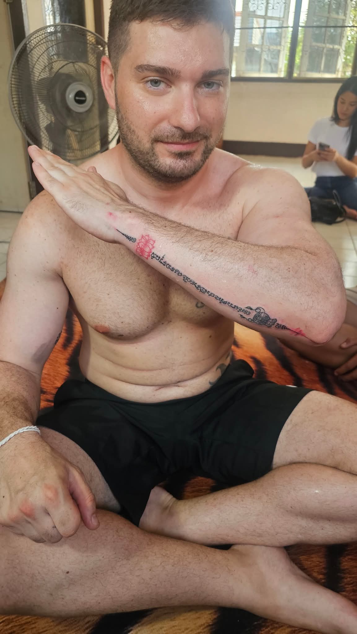 泰国刺符***大师阿赞虎 广告商讯 第7张