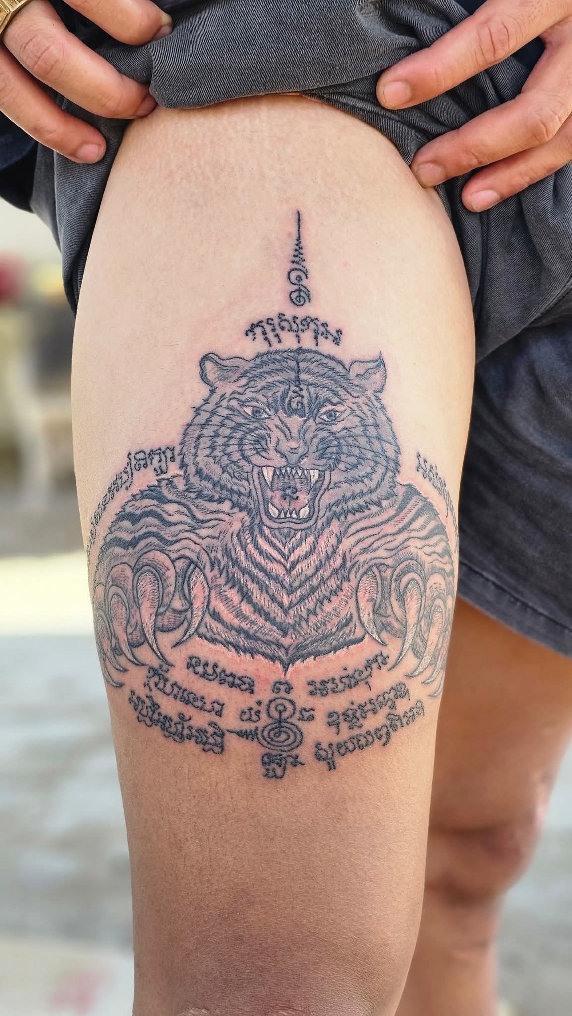 泰国刺符***大师阿赞虎 广告商讯 第8张