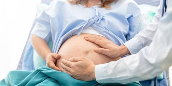 36岁孕妇试管双胎遭遇重度子痫前期，多学科火速集结抢救成功！