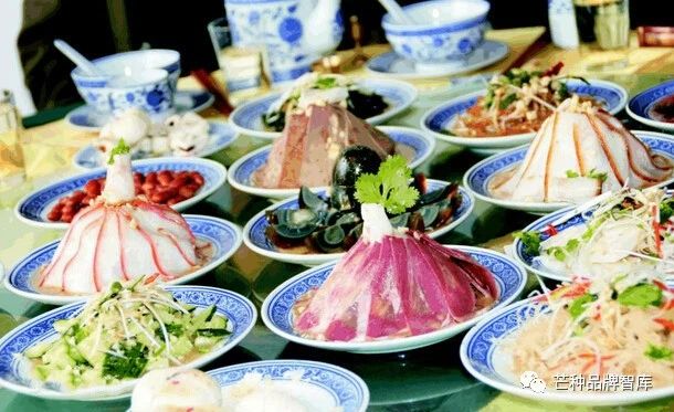 https://mmbiz.qpic.cn/sz_mmbiz_jpg/riaWbpicnFICoZmXdK6n5gHmMvhib2EZGorVibNHDZWibDVbiaPTGzQajVVYakZ5zHHW4MjNmDIAqwOAhmYcVEv9EPAw/?wx_fmt=jpeg